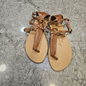 American Eagle brown gladiator style flat sandals size 7